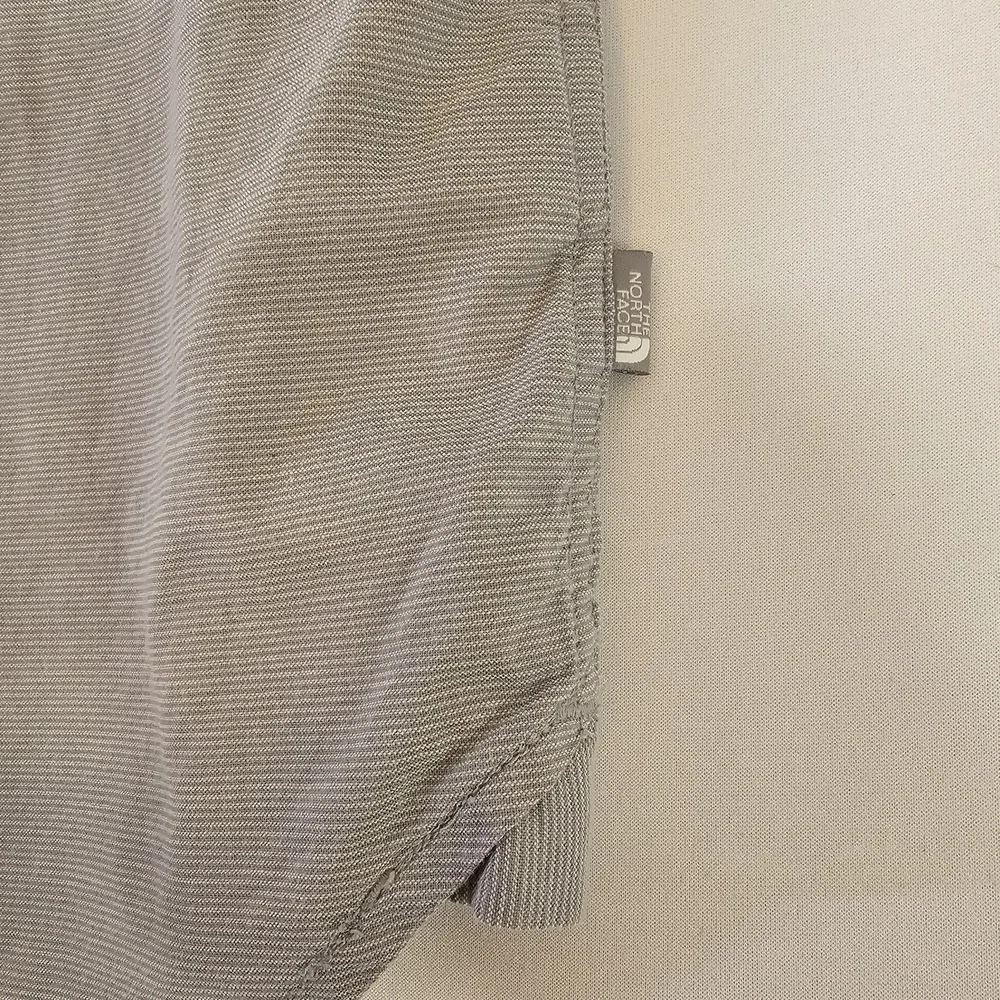 The North Face Shirt Mens 2XL XXL Gray‎ Stripe Button Up Short Sleeve Pocket EUC